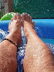 Aquatic foot pampering